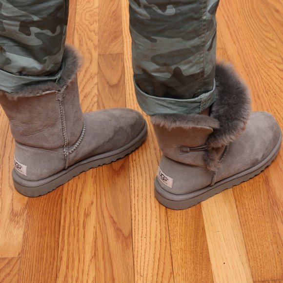 Ugg Bailey Button Boots 7 - Picture 5 of 8